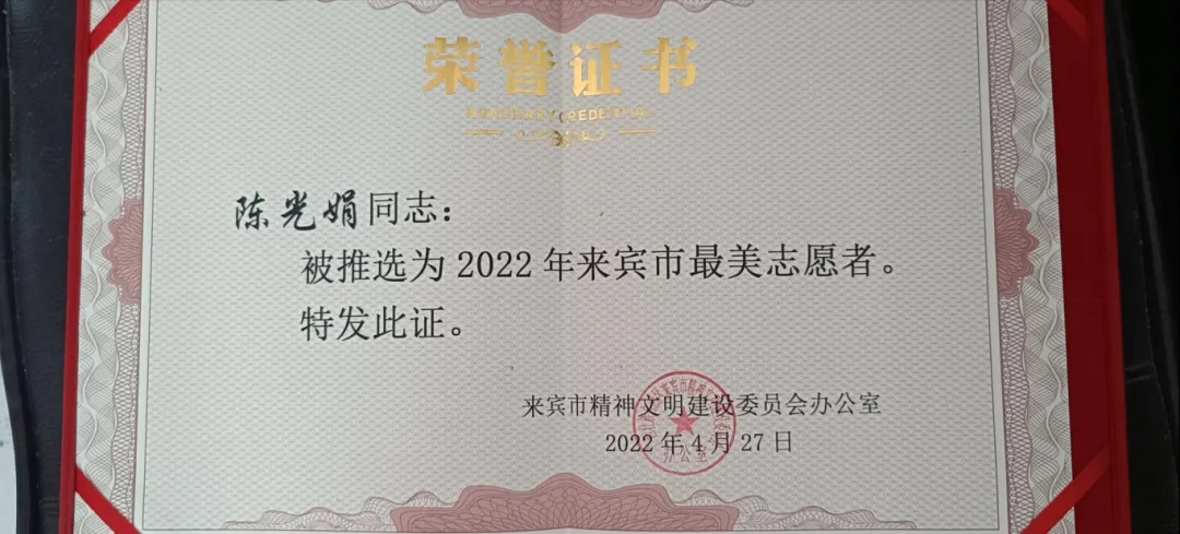 1355665696.jpg